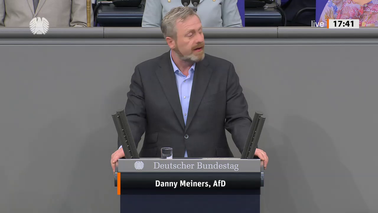 Danny Meiners bei einer Bundestagsrede · Standbild vom 2026-05-21