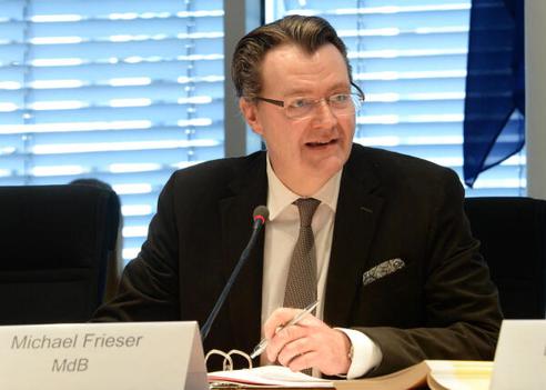 Porträt von Michael Frieser