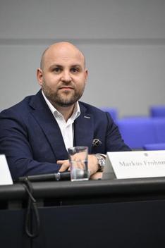 Porträt von Markus Frohnmaier