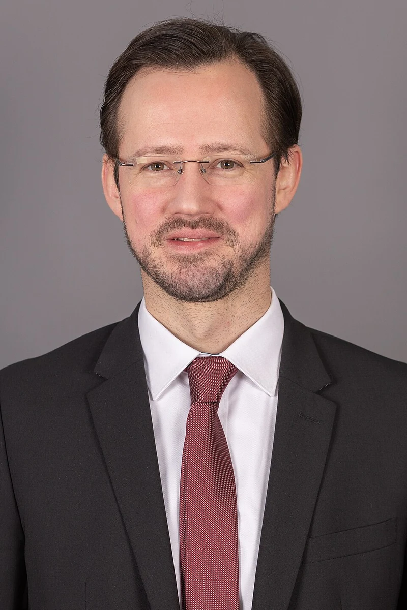 Porträt von Dirk Wiese