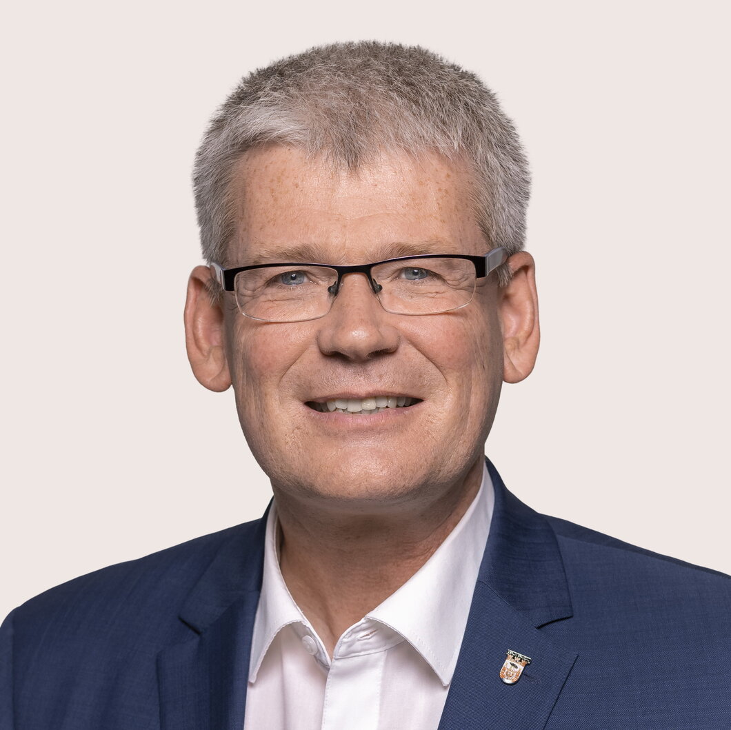 Porträt von Helmut Kleebank