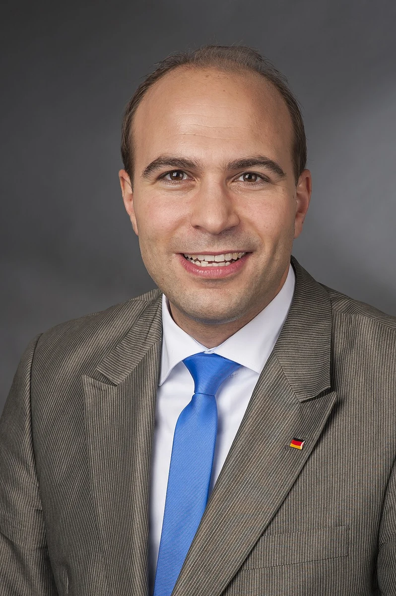 Porträt von Florian Oßner