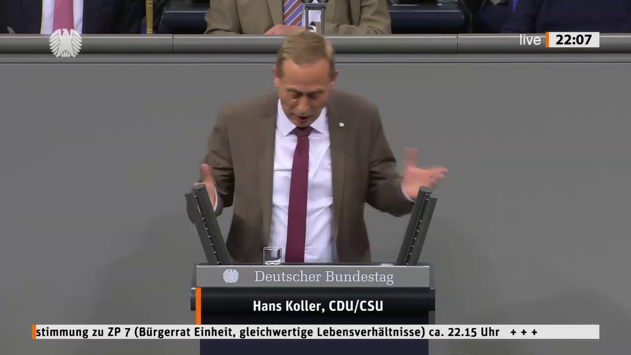 Hans Koller bei einer Bundestagsrede · Standbild vom 2026-10-08