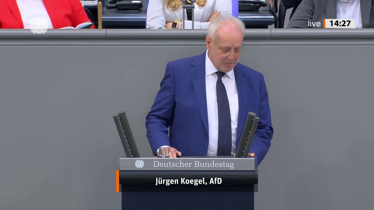 Jürgen Koegel bei einer Bundestagsrede · Standbild vom 2026-09-10