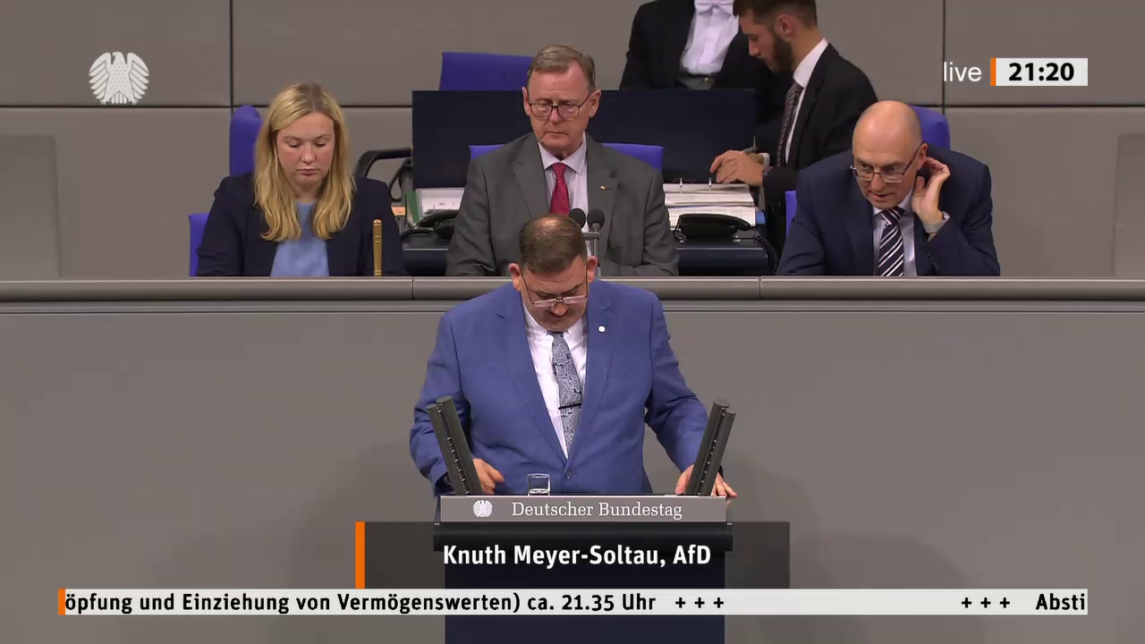 Knuth Meyer-Soltau bei einer Bundestagsrede · Standbild vom 2026-09-24