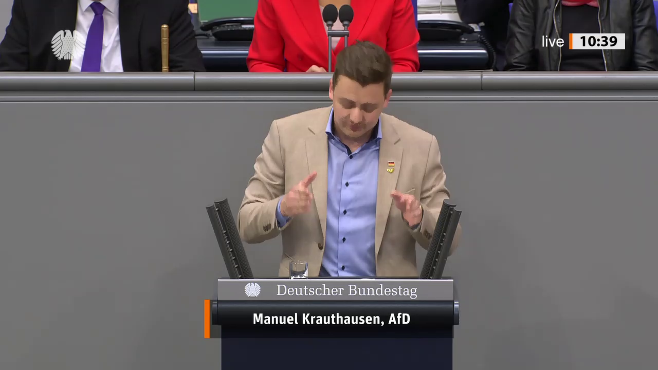 Manuel Krauthausen bei einer Bundestagsrede · Standbild vom 2026-09-24