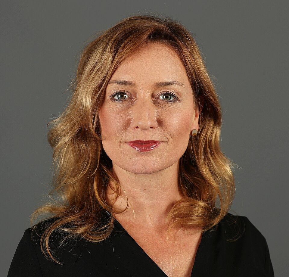 Porträt von Caren Lay