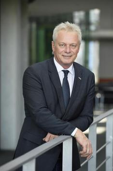 Porträt von Alois Rainer