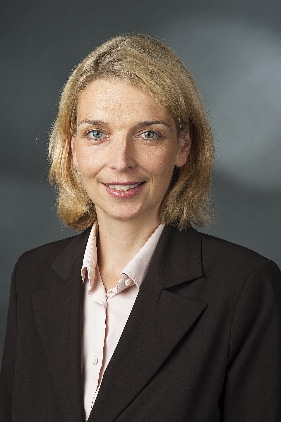 Porträt von Svenja Stadler