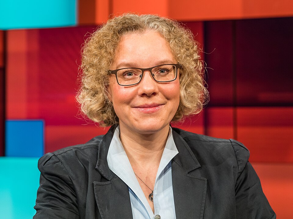 Porträt von Julia Verlinden