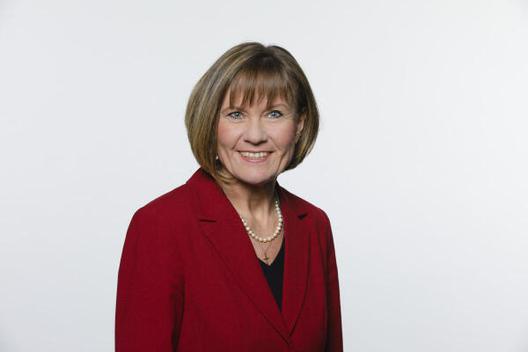 Porträt von Esther Dilcher