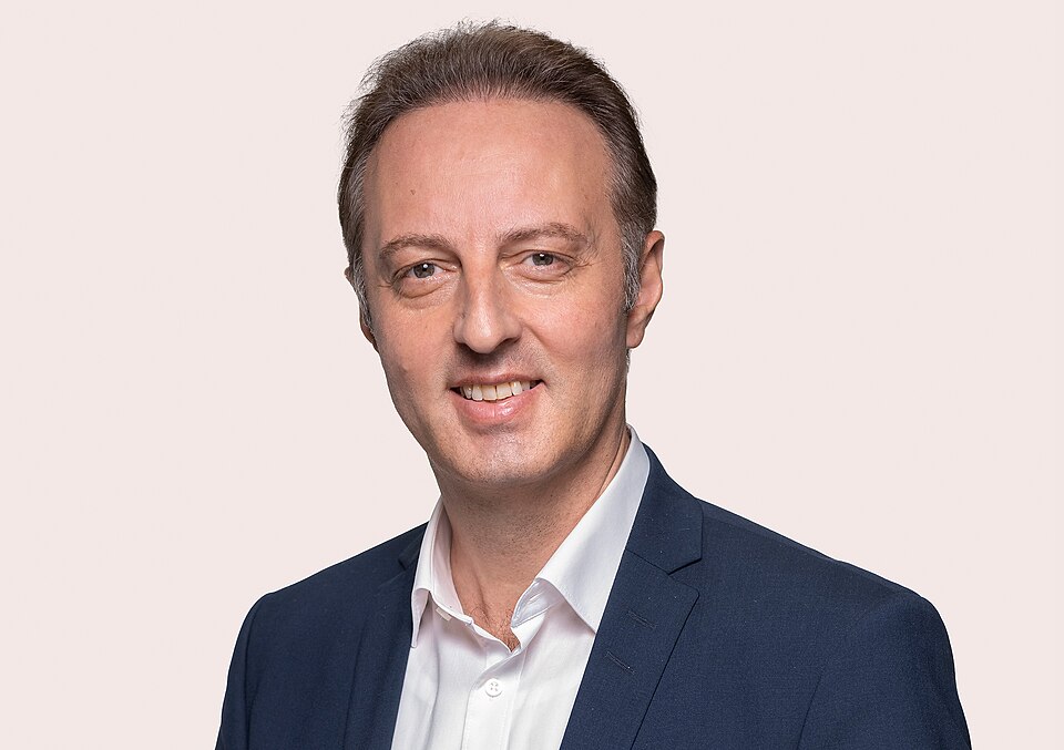 Porträt von Macit Karaahmetoğlu