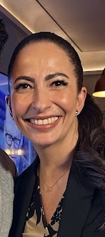 Porträt von Hülya Düber