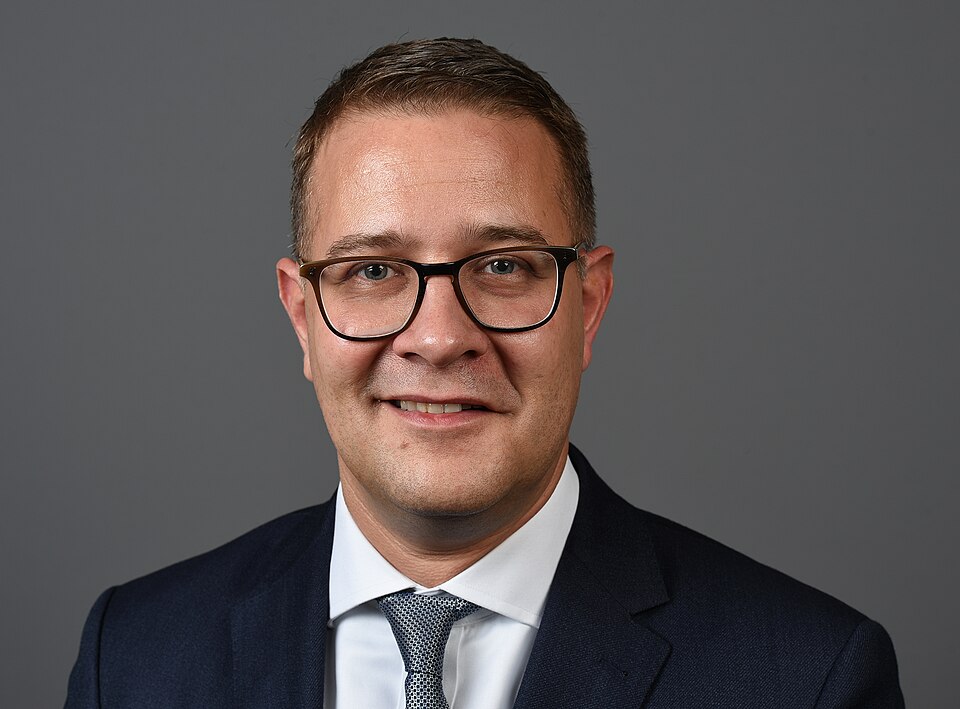 Porträt von Adrian Grasse