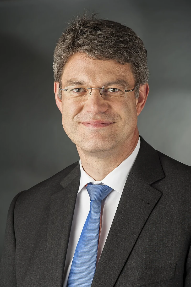 Porträt von Patrick Schnieder